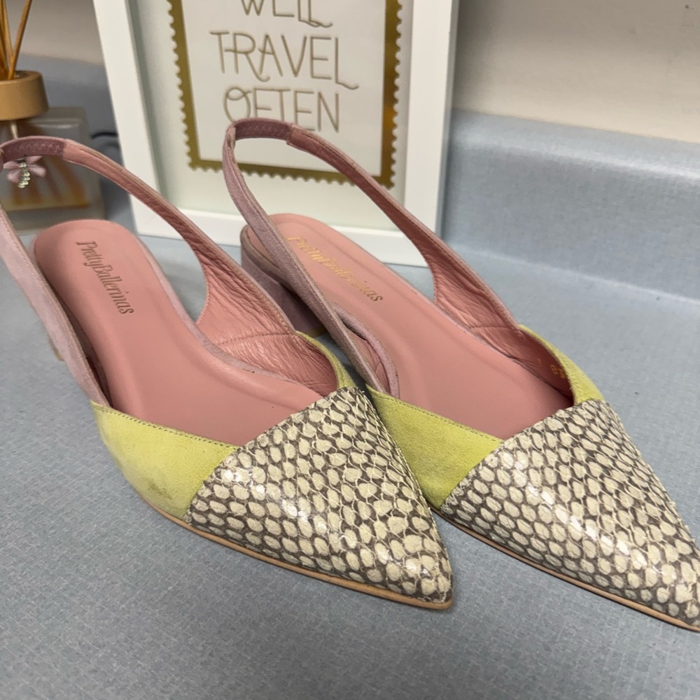 Pretty Ballerinas Sling back sanke skin suede shoes size 8 made in 🇪🇸